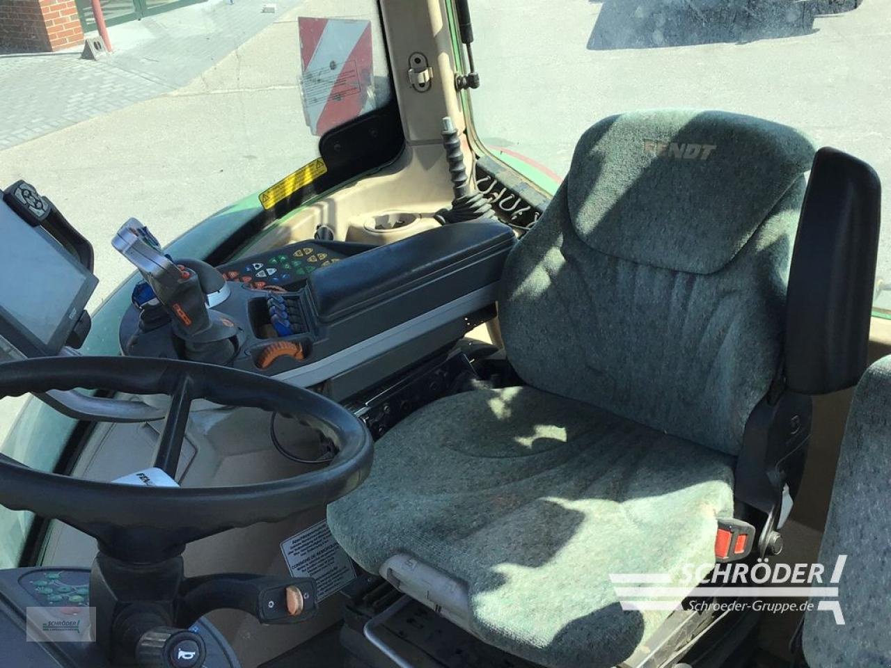Traktor του τύπου Fendt 724 SCR PROFI PLUS | RTK | RADGEWICHTE, Gebrauchtmaschine σε Penzlin (Φωτογραφία 11)
